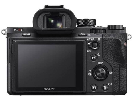 Máquina Fotográfica SONY A7R M3  (Full-Frame) — 43.6 MP | ISO: 100-32000