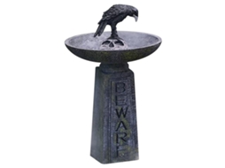 Ornamento de Mesa Corvo a Pescar e Caveira de Jardim LAXISCREED