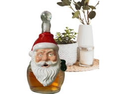 Decoração De Natal Com Decantador De Uísque E Papai Noel