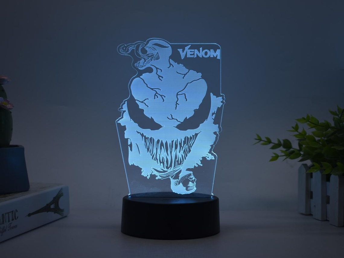 Luminária noturna 3D Lurelia com carregamento USB, controle remoto, sensor de toque e RGB para quarto infantil, ideal para decoração.