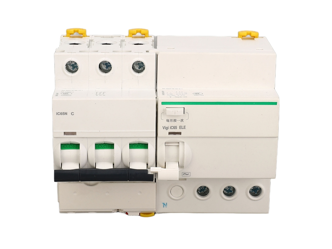 INTERRUPTOR RESIDENCIAL 3P+N 20A S/MARCA