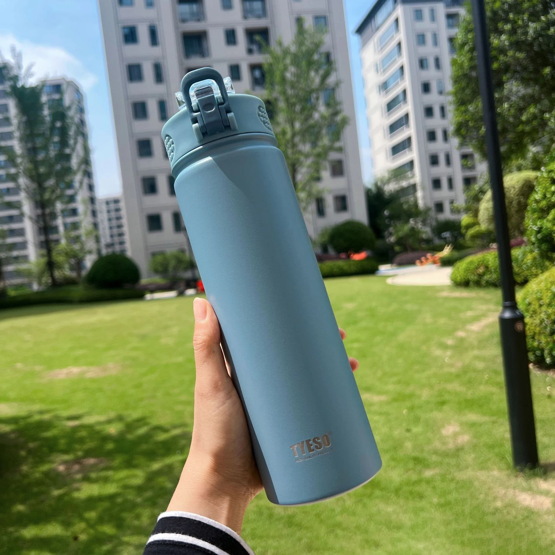 Garrafa Térmica Com Canudo Em Aço Inoxidável (azul, 600 Ml), Mantém As Bebidas Frias Ou Quentes, Ideal Para Uso No Carro.