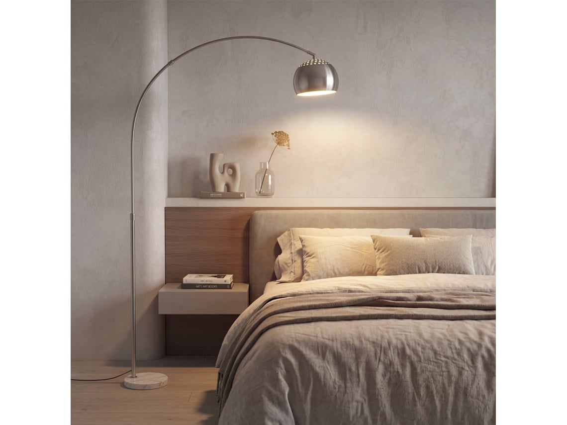 Luminária De Chão Com Design Arqueado E Base De Mármore, 167 Cm, Prateada.