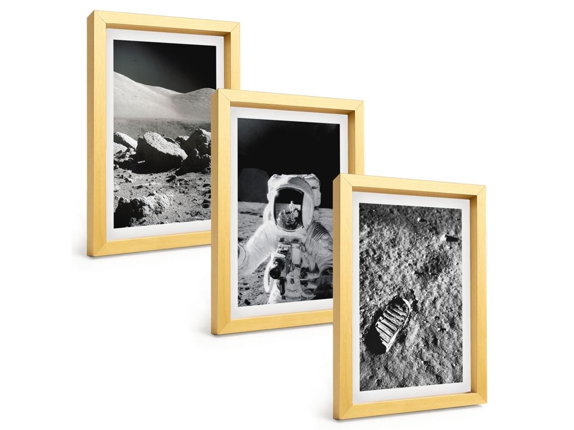 Um Conjunto De Imagens Decorativas Em Uma Moldurafotos Da Nasa, Lua, Astronauta Moldura Dourada Pinturas De Quarto Espelharte (3 Peças 20x30 Cm)