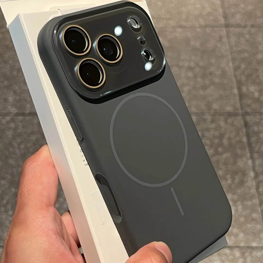 Capa De Celular Macia E Resistente A Impactos Com Grande Janela Para Câmera (cinza Escuro) Para Iphone 14 Pro