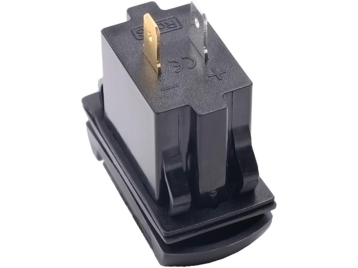 Tomada Usb Com Porta Dupla Voltímetro Ip65 Preta
