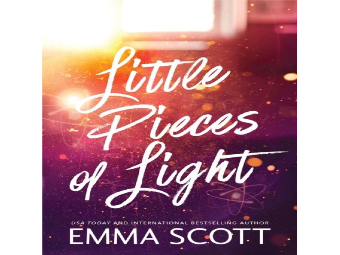 Livro Little Pieces of Light de Emma Scott (Inglês)