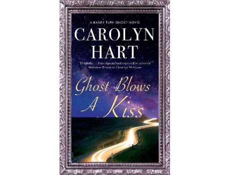 Livro ghost blows a kiss de carolyn hart (inglês)