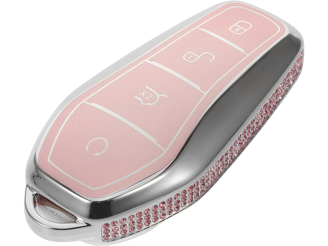 Capa protetora rosa para chave de carro com strass nas laterais.
