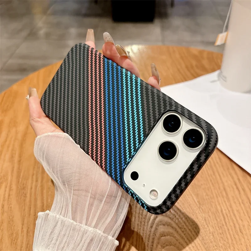 Capa Elegante De Fibra De Carbono Com Ímã Invisível, À Prova De Quedas E Acabamento Fosco.