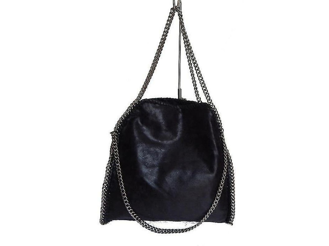 Bolsa de ombro e de mão estilo Stella McCartney com corrente, camurça sintética preta e aço inoxidável, moderna e espaçosa.