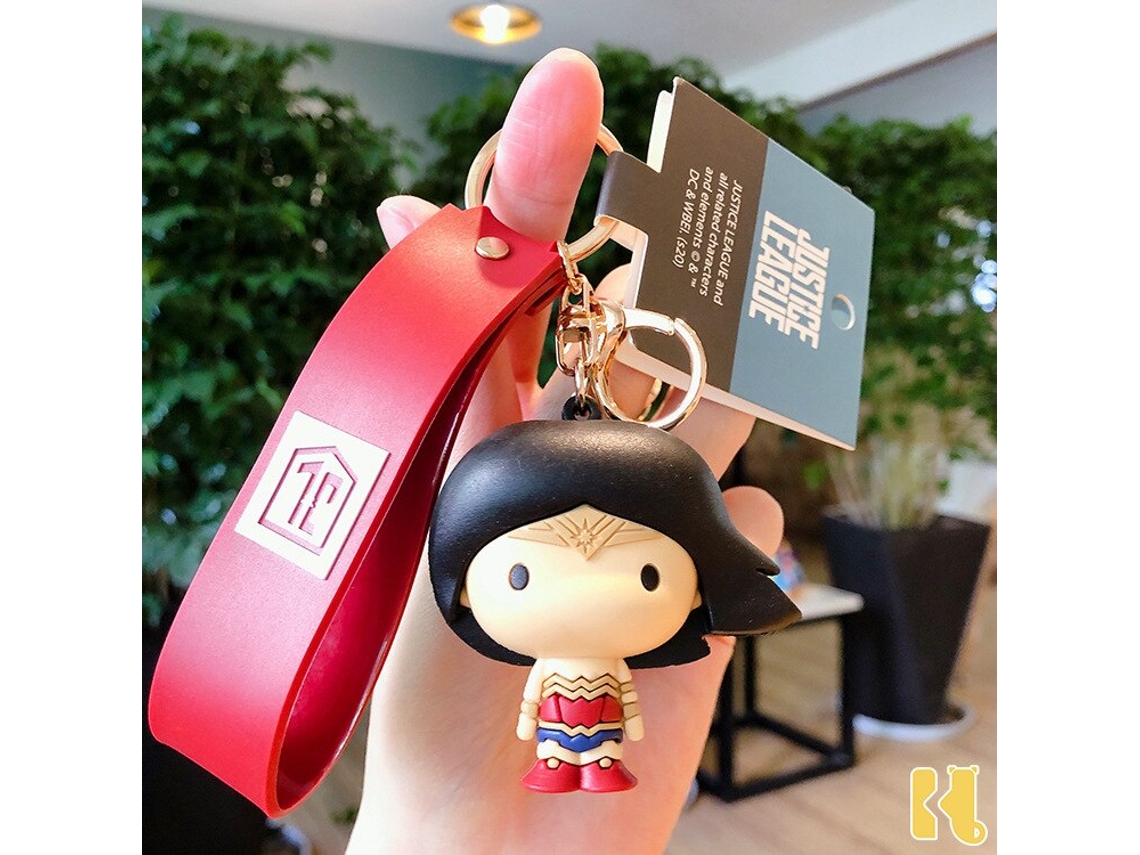 Figura GAATPOT Genuine Dc Anime Figures Justice League Superman Batmaner Wonder Woman Keychain Key Ring Pendant For Children Toy Birthday Gift