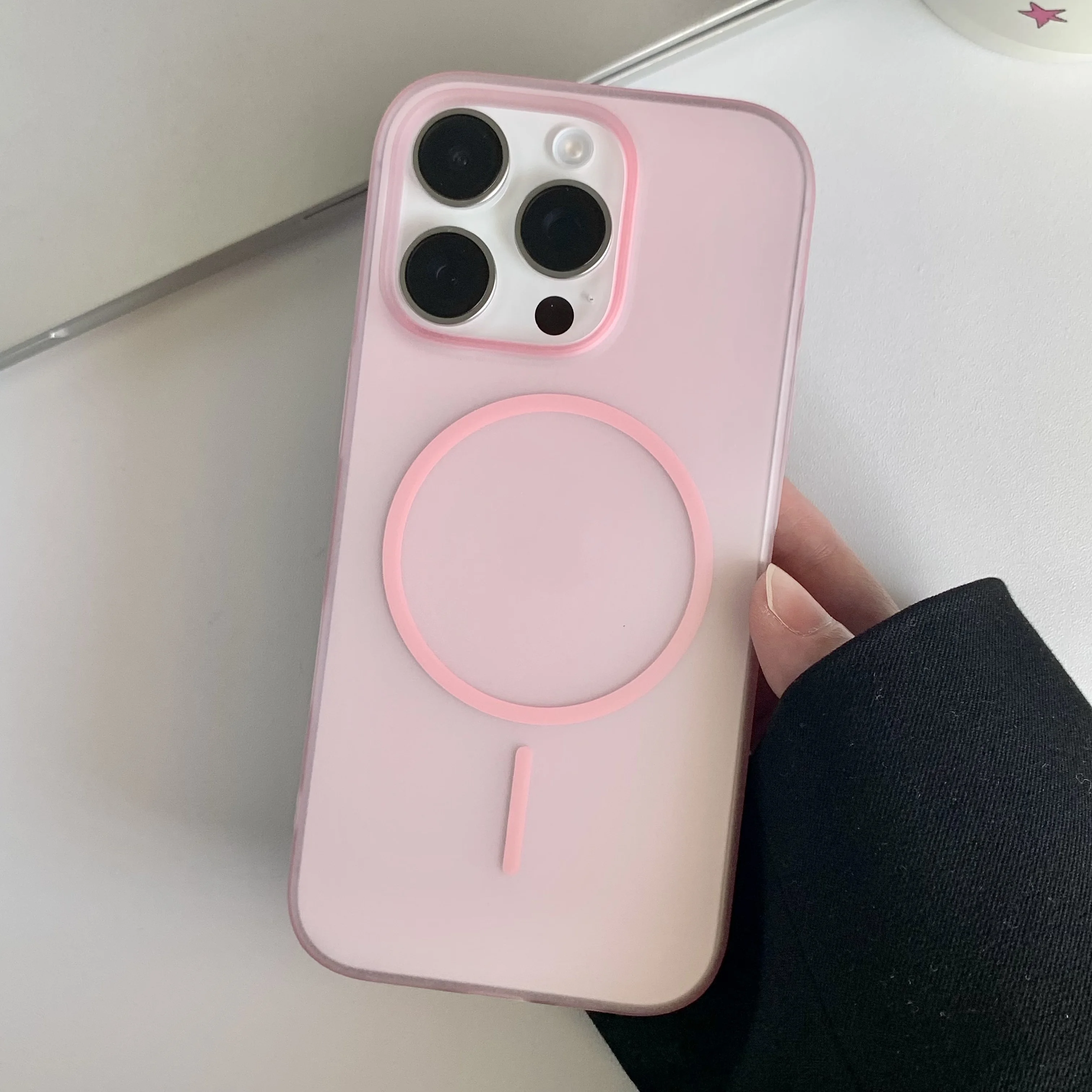 Capa Protetora Magnética Rígida, Semitransparente E Ultrafina (rosa) Para Iphone 15