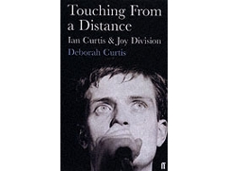 Livro touching from a distance de deborah curtis (inglês)