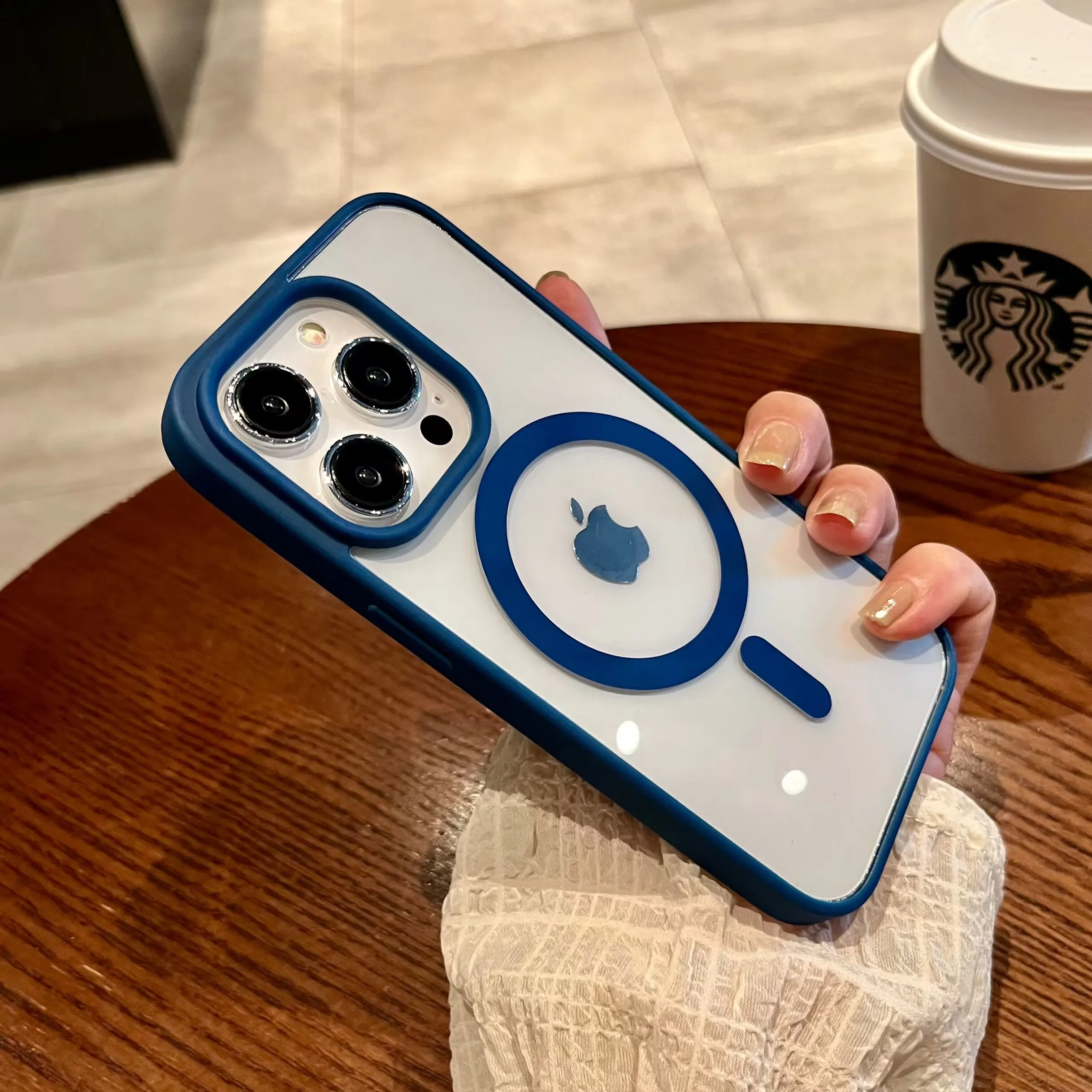 Capa Protetora Transparente (azul Para Iphone 15) Com Carregamento Sem Fio Magnético.