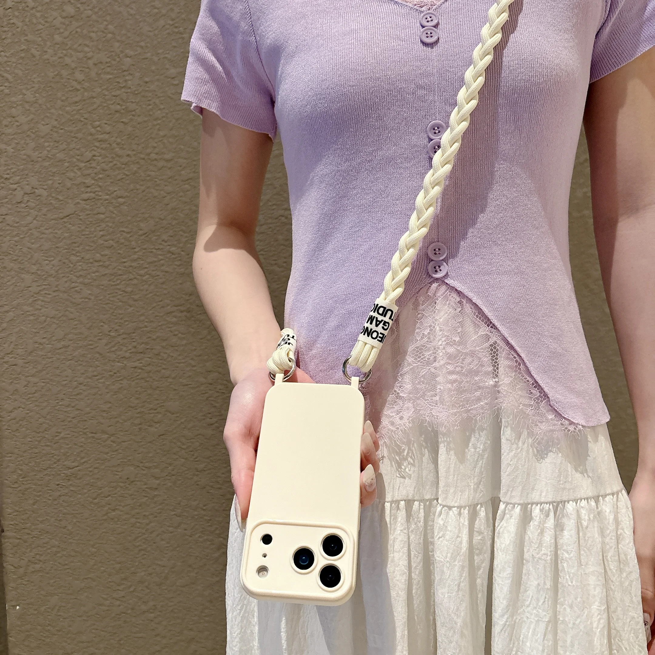Capa Para Celular Com Alça Transversal Trançada (iphone 17 Pro Max Branco), Capa Protetora De Silicone Macio.