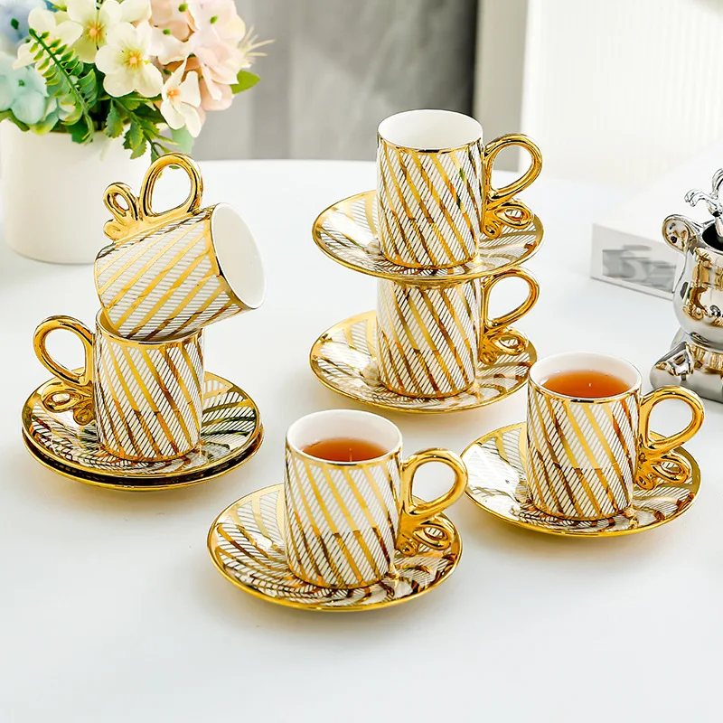 Conjunto de 6 Xícaras de Café de Cerâmica Luxuosas e Leves, em Estilo Europeu, com Pires e Bordas Douradas . MDUG (6 Xícaras, 50ml Cada)
