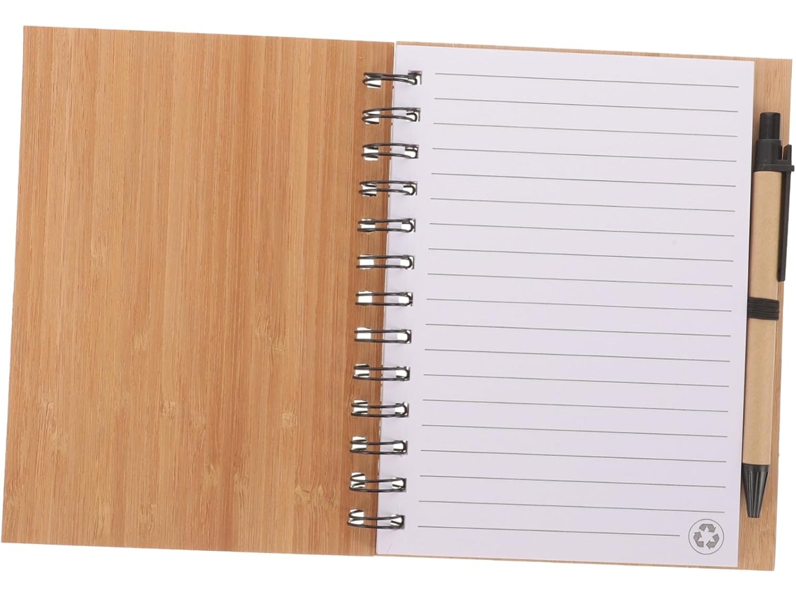 Bloco De Notas Com Capa De Bambu. Caderno De Papel Com Encadernação Em