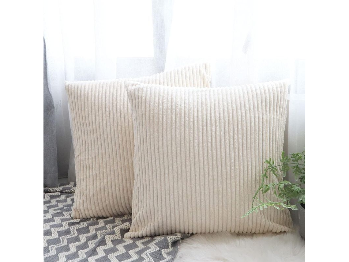2 capas de Travesseiro de Veludo Nova Line 18x18 branco creme