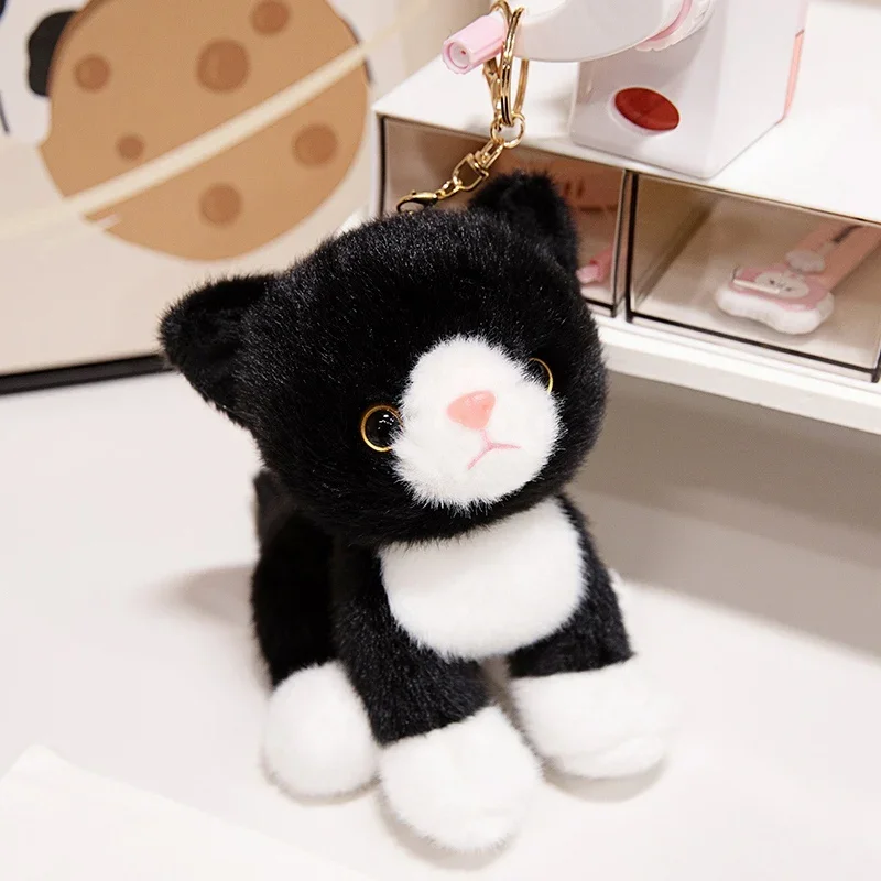Chaveiro de Pelúcia de Gato Sentado, Fofo e Realista, 15cm, Macio e de Pelúcia MDUG (preto e Branco 15cm)