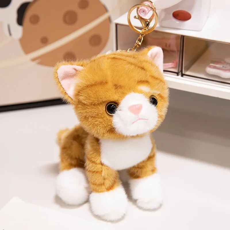 Chaveiro de Pelúcia de Gato Sentado, Fofo e Realista, 15 Cm, Bichinho de Pelúcia Macio MDUG (laranja e Branco, 15 Cm)
