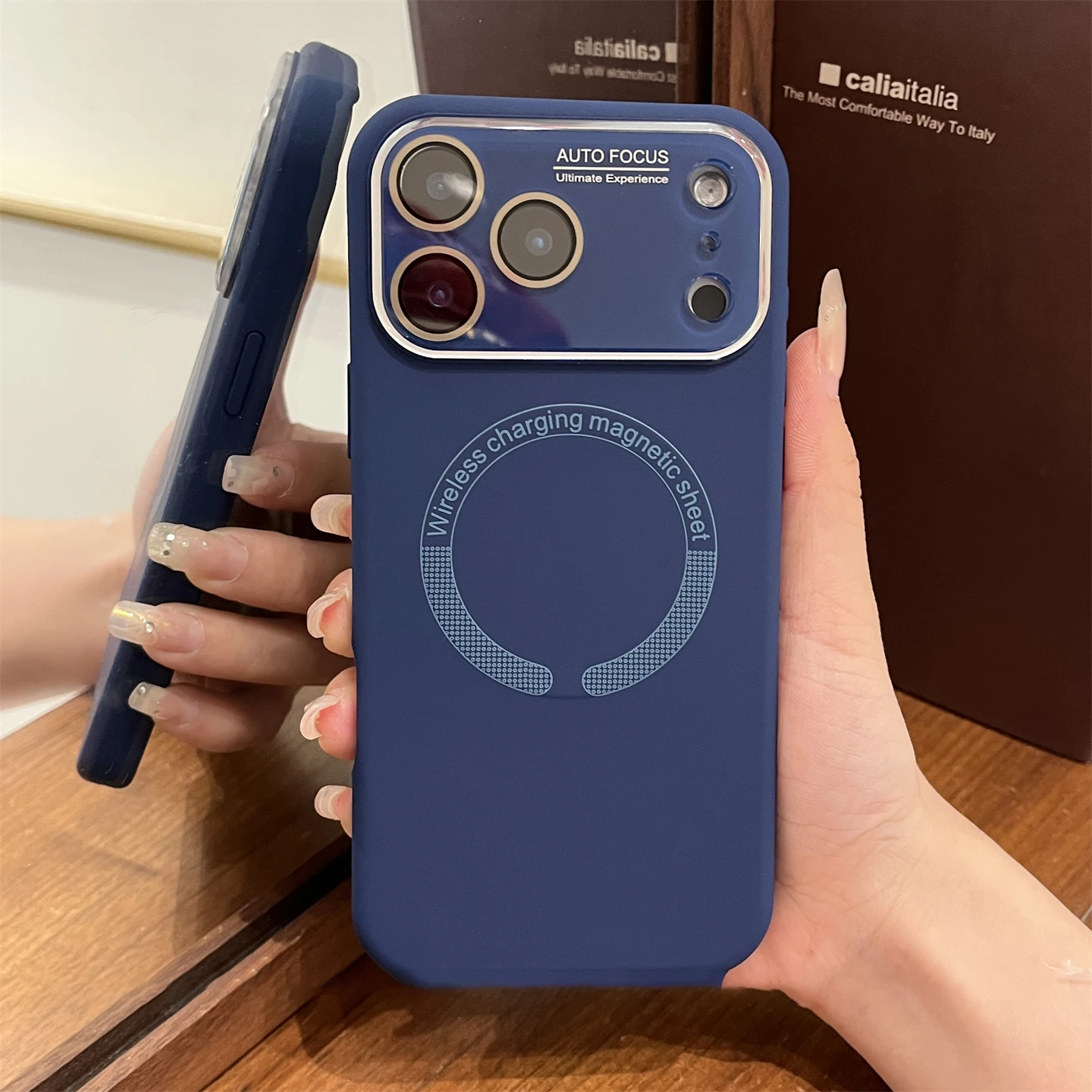 Capa Protetora De Silicone Líquido Para Lente Da Câmera (iphone 16 Pro Azul)