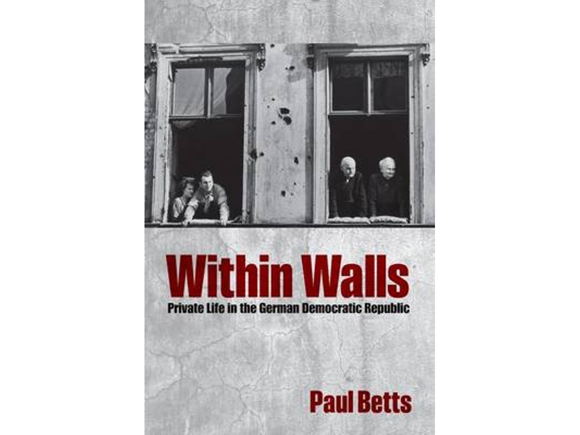 Livro Within Walls de Paul Betts (Inglês)