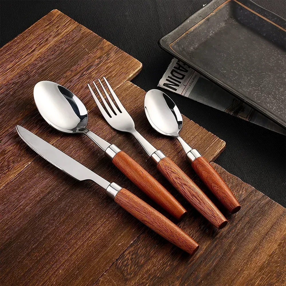 Conjunto de Talheres com Cabo de Madeira , Faca, Garfo e Colher em Aço Inoxidável Próprio para Lava louças. Utensílios de Cozinha. MDUG (prateado)