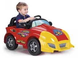 Mini Carro FAMOSA Mickey & the Roadster 6V a Bateria
