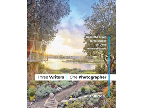Livro Three Writers/One Photographer An Anthology de Lagoon House Press, Barbara Crane et al. (Inglês)