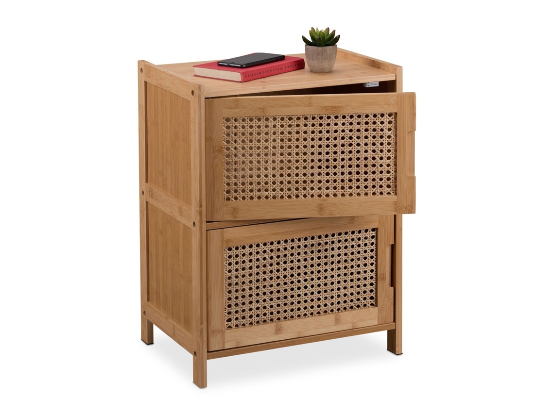 Mesa De Cabeceira Com Estrutura De Bambu E Portas De Rattan.