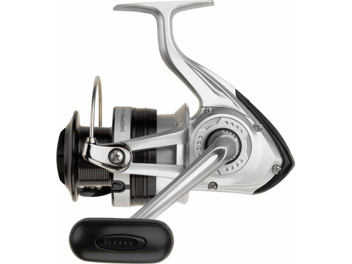 Carreto DAIWA Molinete Sweepfire Ec Prateado