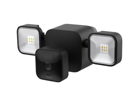 Câmera de segurança residencial Blink com holofote e módulo de sincronização 2 preta