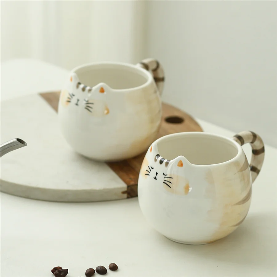 uma Caneca de Cerâmica Fofa em Formato de Gato, 380 Ml MDUG (301 400 Ml)