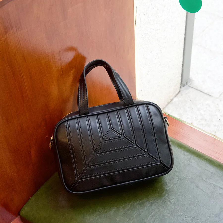 Bolsa Feminina Patchwork Preta, Bolsa Transversal Quadrada, Bolsa Tote Feminina Em Couro Pu.