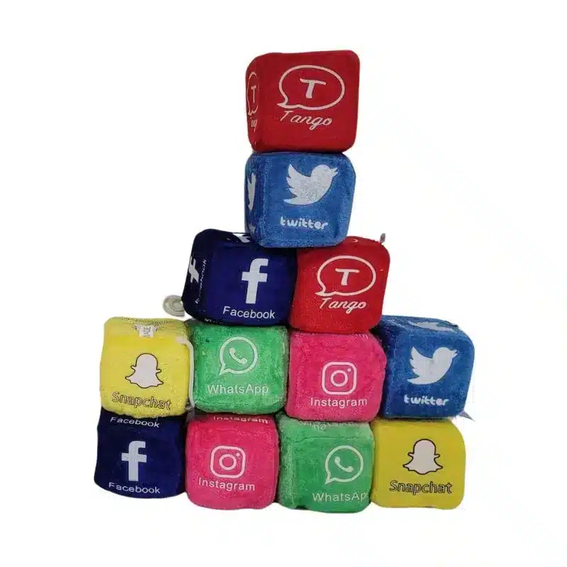 Dado De Peluche Redes Sociales Modelos Surtidos Cb/06067 Giraldillo