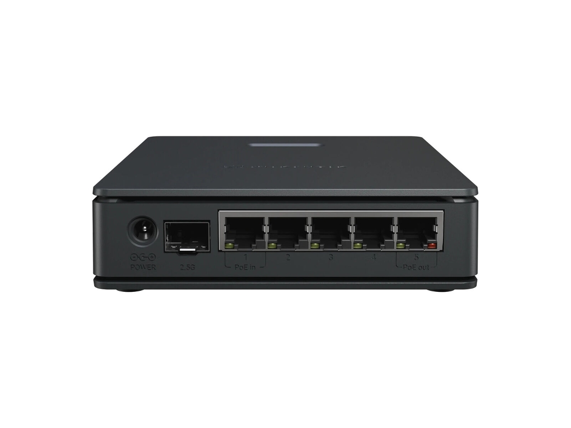 Roteador Mikrotik E62iugs-2axd5axt (preto - Usb-a)