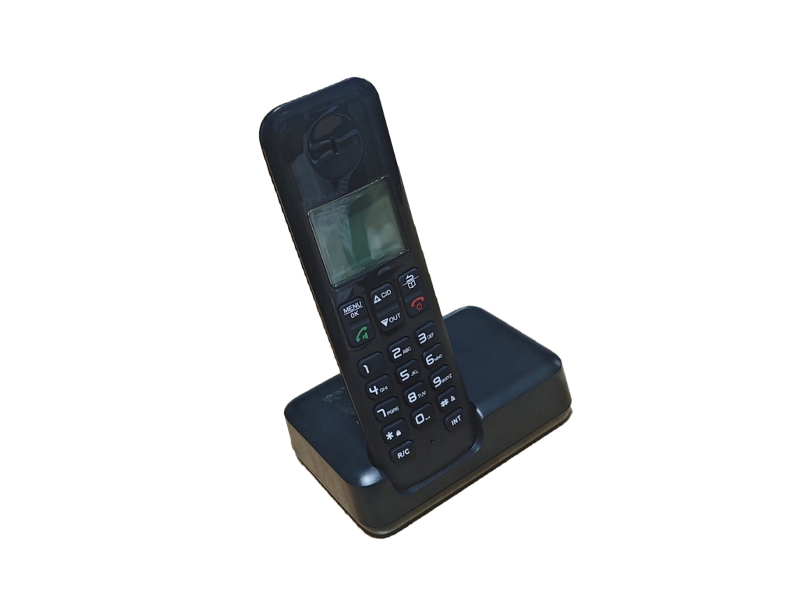 Celular multifuncional AQUAFORGE em ABS com identificador de chamadas e correio de voz para comunicação familiar, profissional e corporativa.
