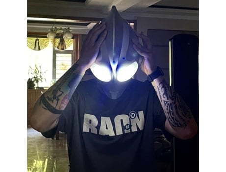 Máscara Capacete Iluminada Dija Ultraman para Crianças, Adolescentes e Adultos Switch White Light Brano HHZ