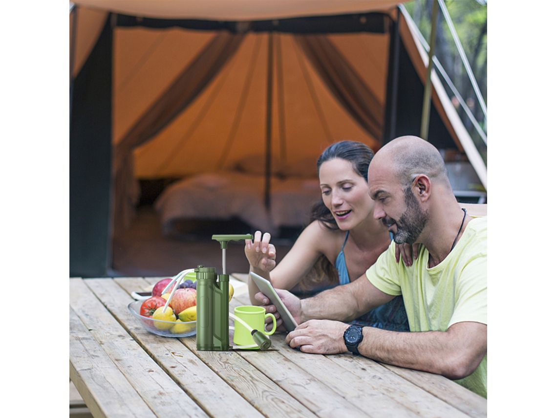 Sistema de Purificação de Água Portátil para Camping