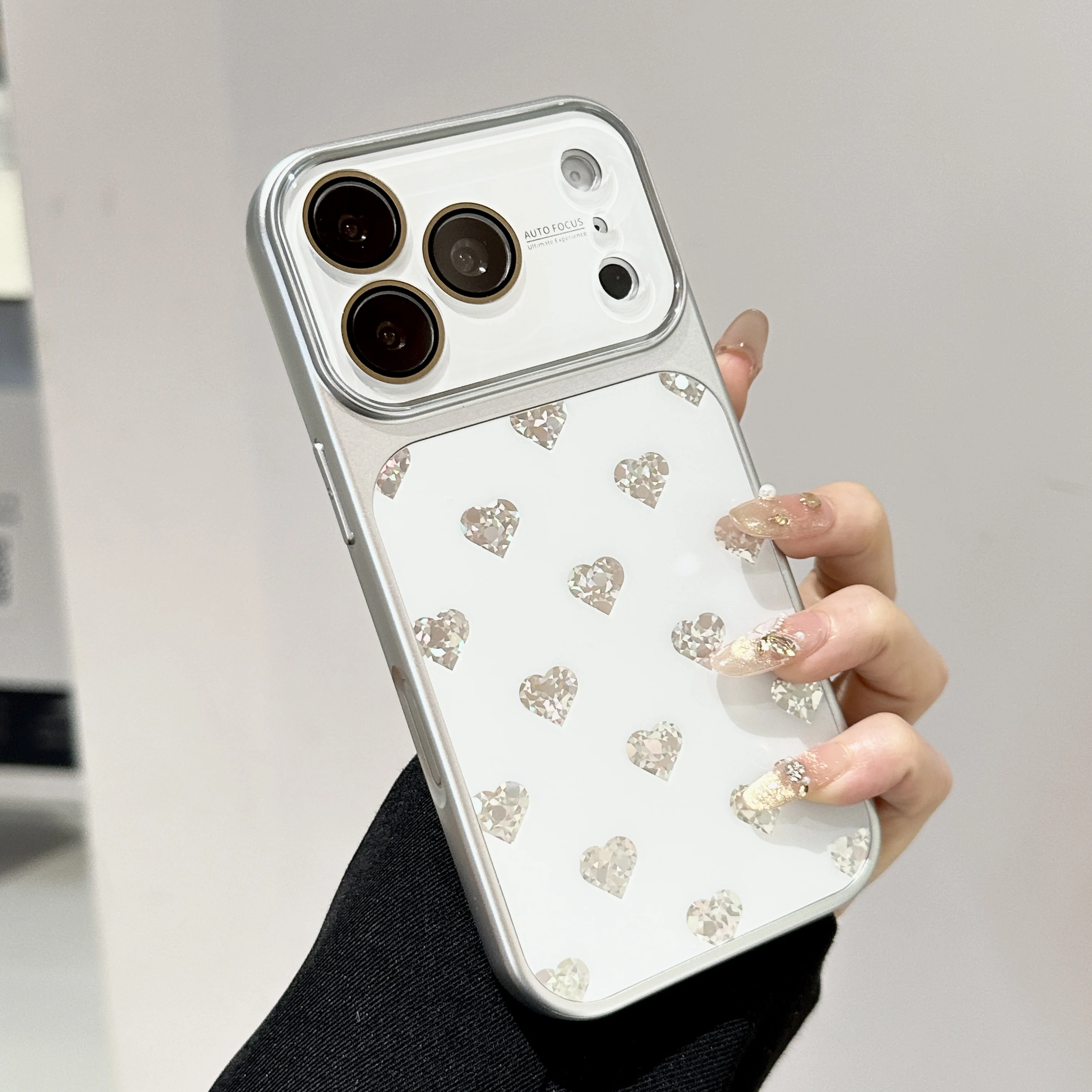 Capa Para Celular Com Coração Brilhante (iphone 14 Pro Max), Capa Protetora Resistente A Impactos.
