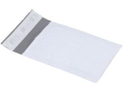 Envelopes de bolha brancos, 50 unidades, embalados em filme bolha para envio.