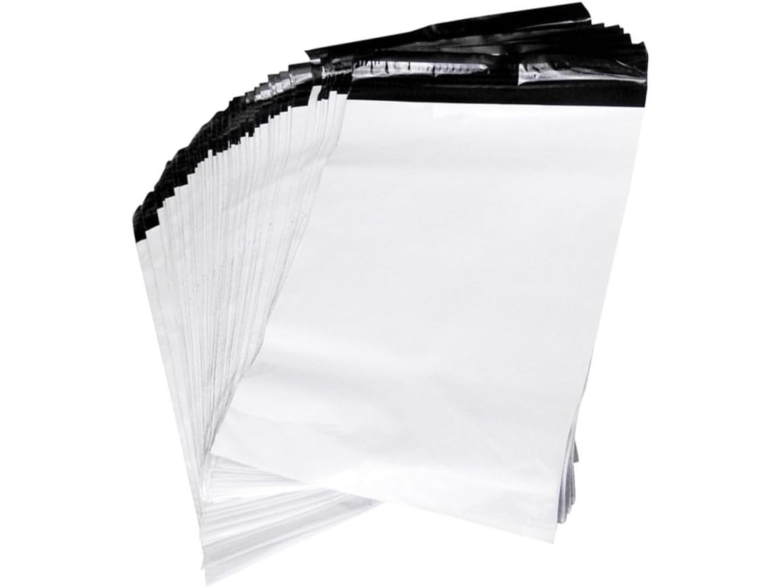 Pacote com 100 envelopes postais de plástico grosso com fecho autoadesivo, resistentes ao desgaste.