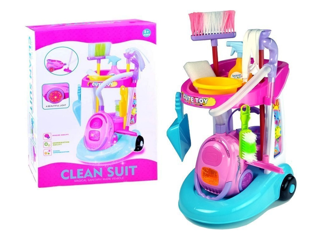 Conjunto De Limpeza Em Um Carrinho Com Aspirador B.active