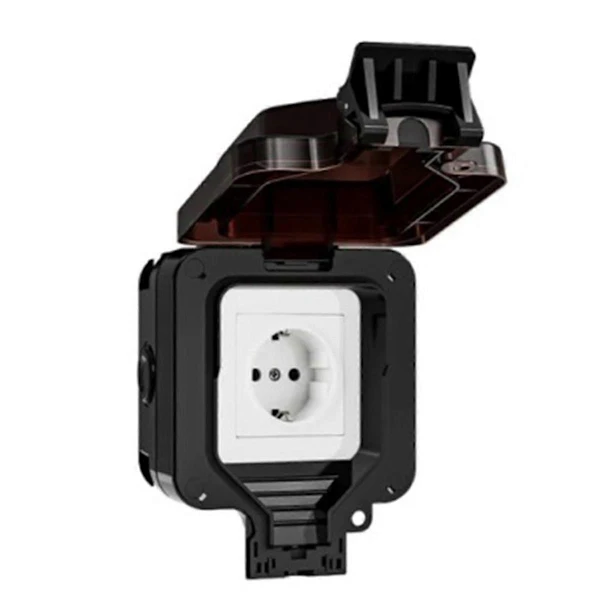 Tomada Ip66 220V Preta com Interruptor Embutido BRILVIBERA