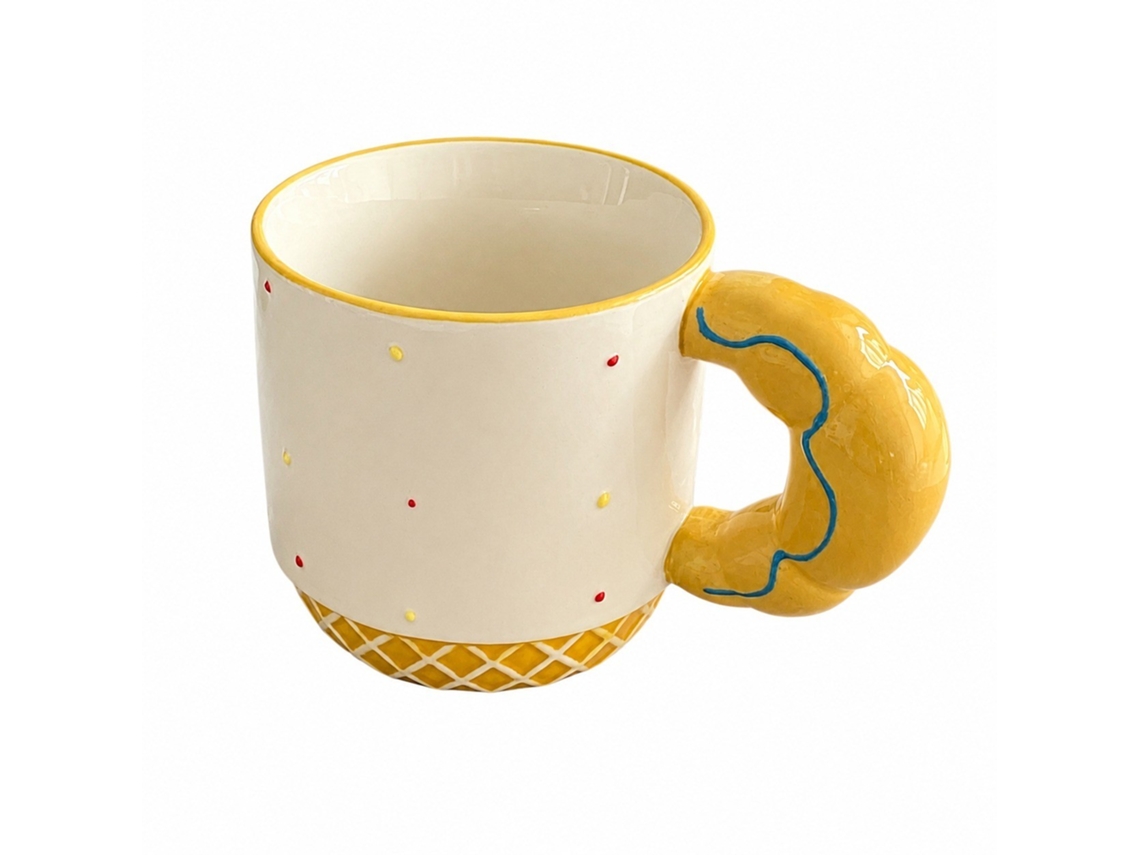 Caneca De Cerâmica Com Croissant E Contas Em Relevo