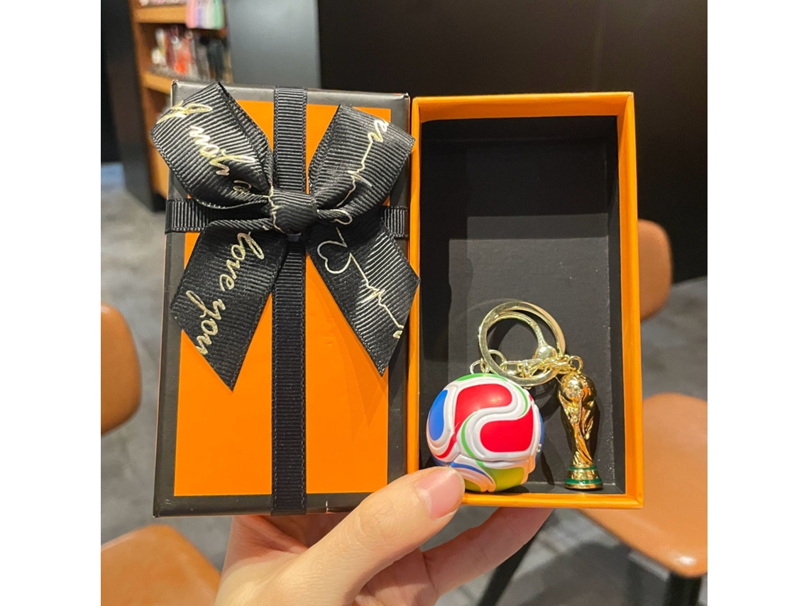 Chaveiro de Futebol com Troféu e Caixa Presente Grande Acessório Desportivo para Fãs Colecionadores, Ergonômico, Uso Diário STELASPLEN