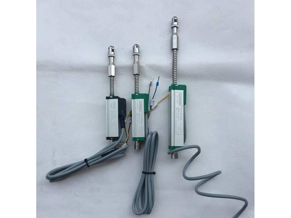 Sensor de deslocamento linear com retorno automático da Mola KTR-150