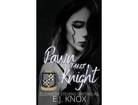 Livro Pawn takes Knight de EJ Knox (Inglês)