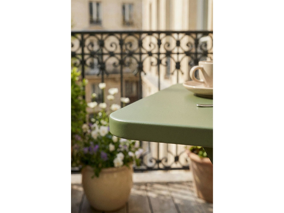 Conjunto de Mesa Quadrada Sklum 60x60 Cm Dobrável E 2 Cadeiras De Jardim Em Aço Tamarit Aço Intense Azeitona Verde